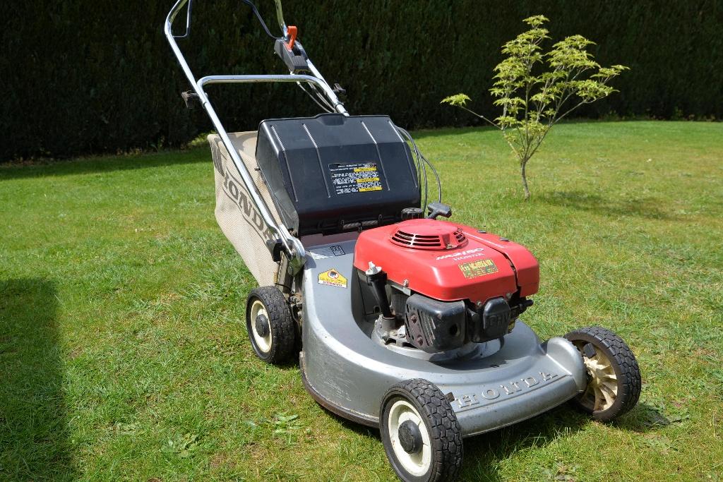 Tondeuse, Tuin en Terras, Grasmaaiers, Ophalen, Gebruikt, Benzine-grasmaaier, HONDA