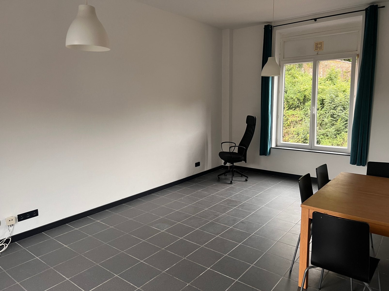 Appartement une chambre à louer à Huy, Immo, Appartements & Studios à louer, 35 à 50 m², Province de Liège