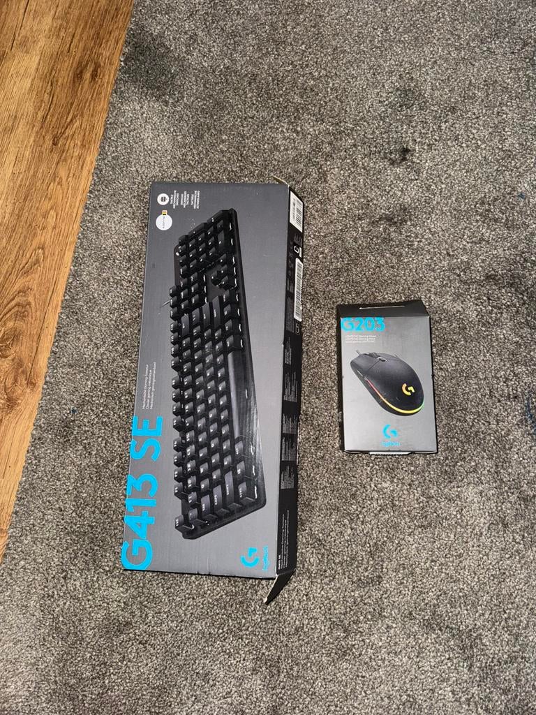 Logitech G413se keyboard + Logitech G203 muis, Ophalen, Azerty, Zo goed als nieuw, Toetsenbord en muis-set