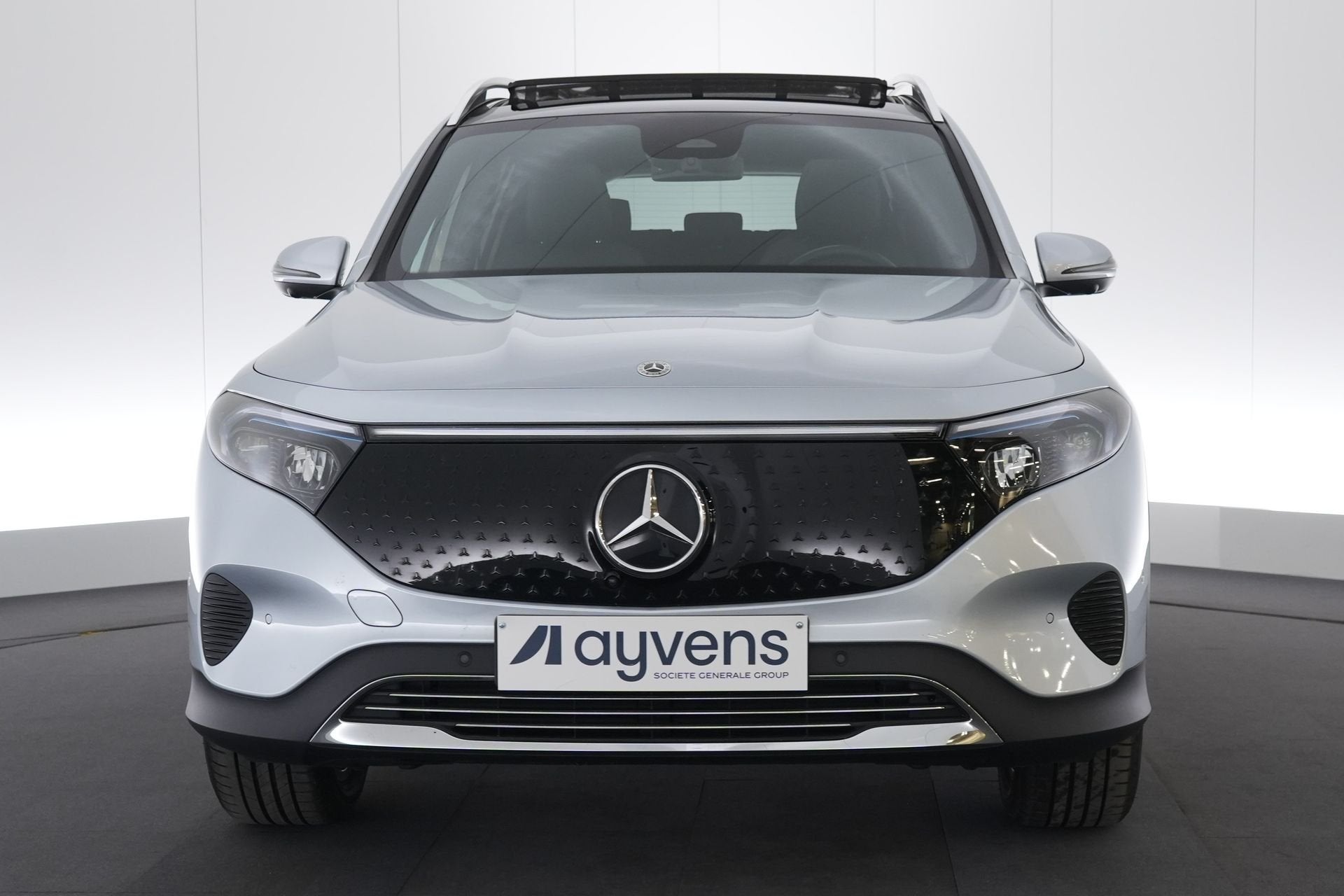 (2GLS527) Mercedes-Benz EQB, Autos, Argent ou Gris, EQB, Entreprise, Carnet d'entretien