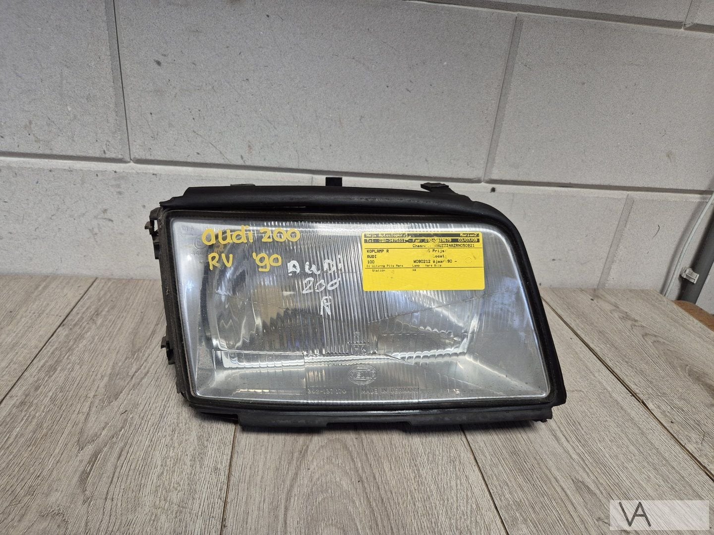 Audi 100 200 koplamp rechts nette staat ORIGINEEL hella €50, Gebruikt, -, -, -