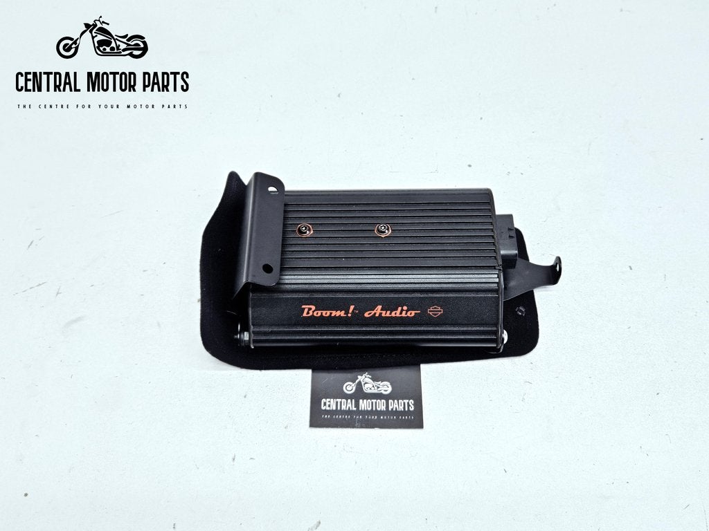 Boum ! Amplificateur audio 75 W x 4 Touring-Tri Glide à 2014, Motos, Pièces | Harley-Davidson, Utilisé, Enlèvement ou Envoi