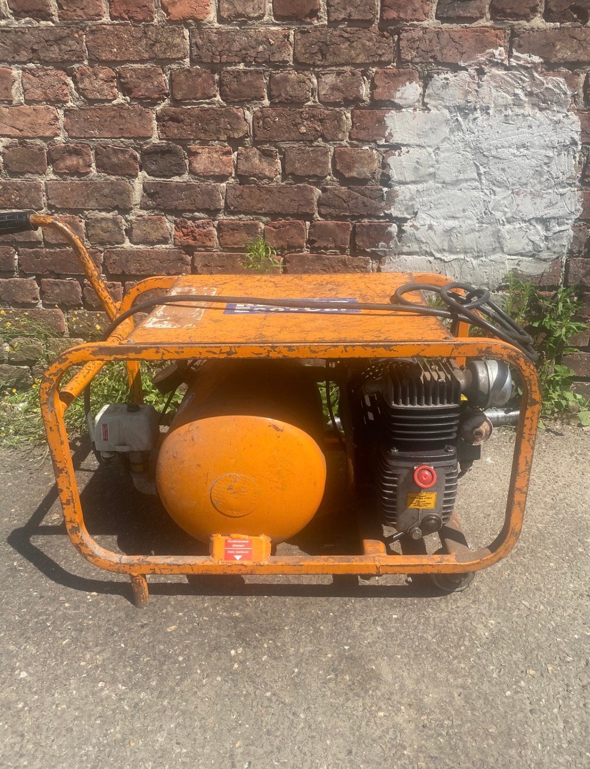Bouw compressor 25liter tank 250liter per minuut 220v 10bar, Enlèvement ou Envoi, Comme neuf