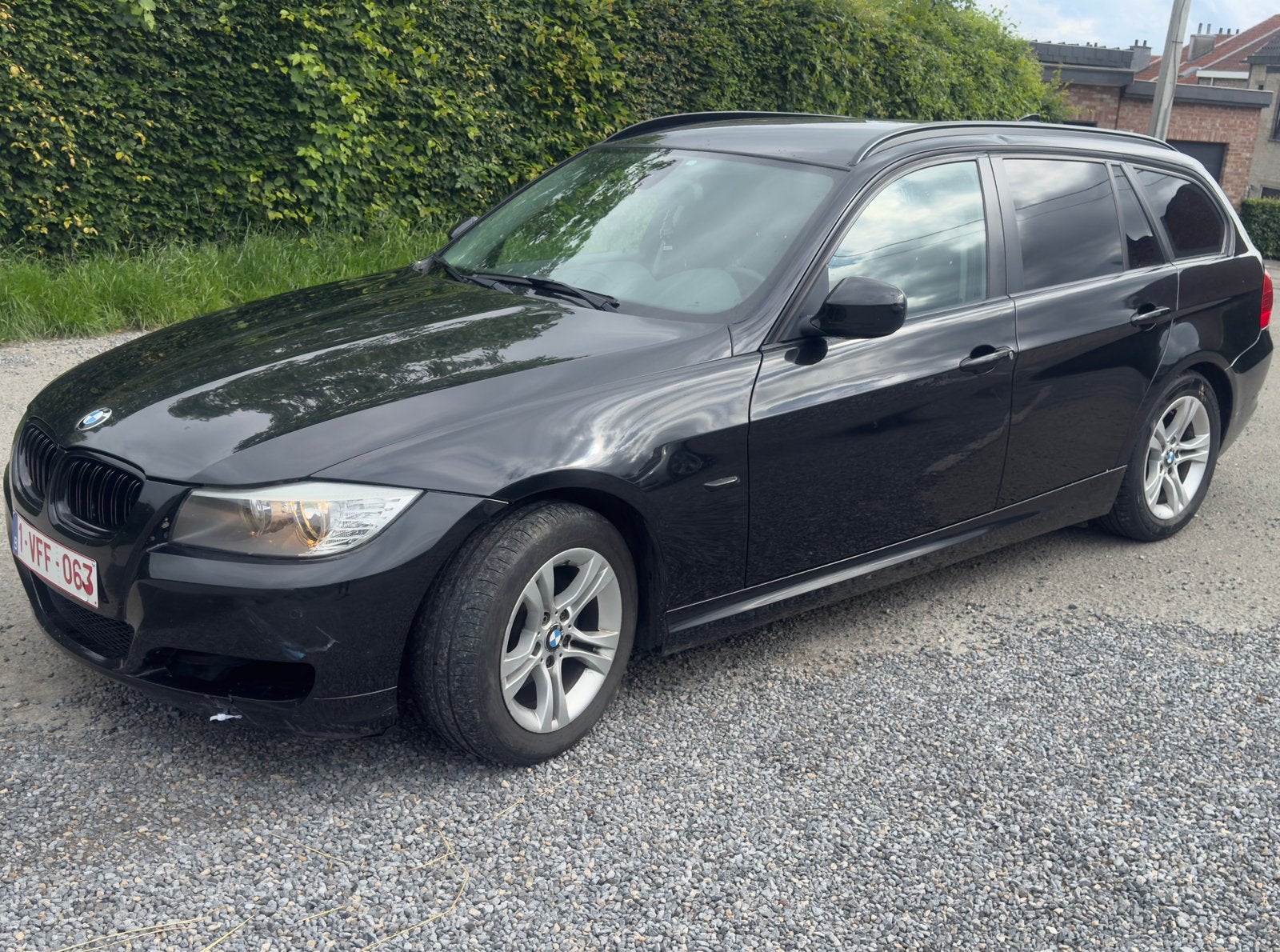 À Vendre Belle Bmw Série3 2L Diesel, Autos, BMW, Particulier, Série 3, ABS, Alarme, Isofix, Intérieur cuir, Jantes en alliage léger