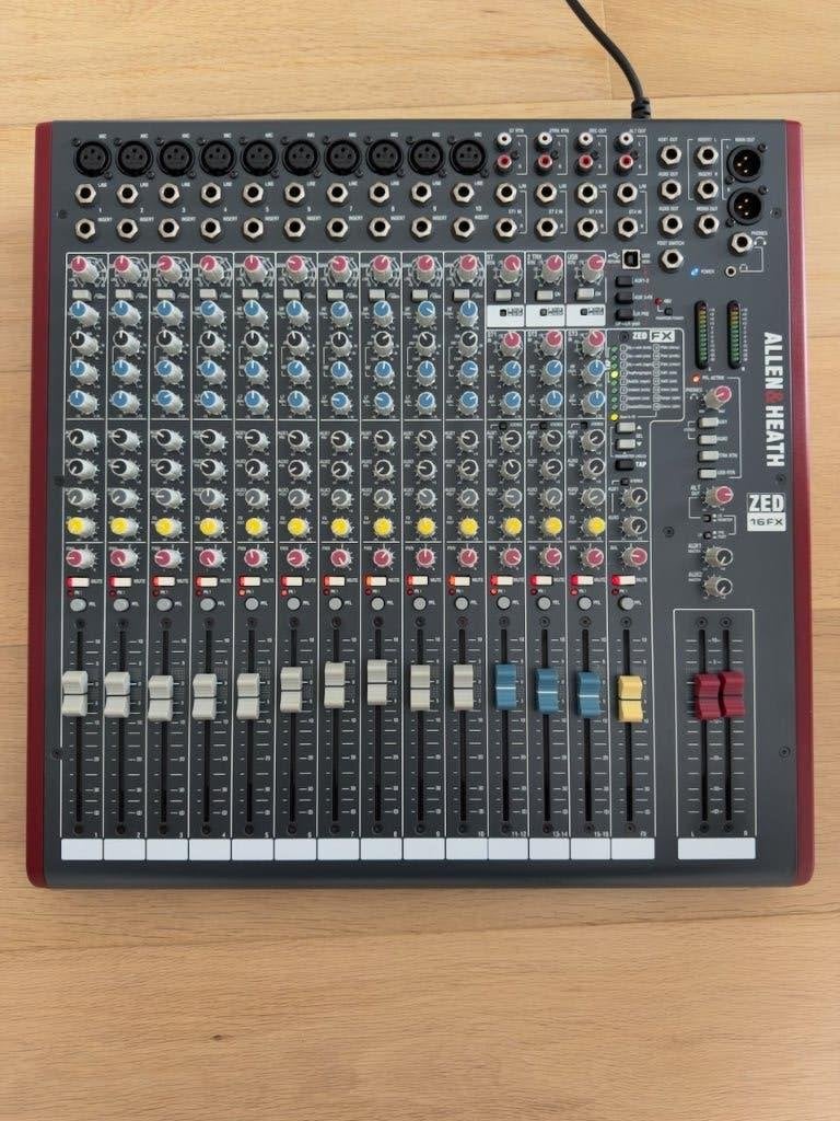 Allen&Heath ZED-16FX Mixer, Musique & Instruments, Enlèvement, Comme neuf, 10 à 20 canaux, Entrée micro