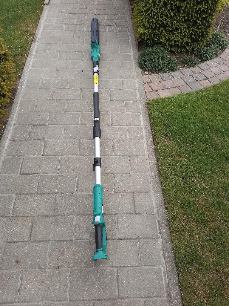 Nieuwe telescopische accu-heggenschaar FERREX, Ophalen, Nieuw, Accu, Ferrex