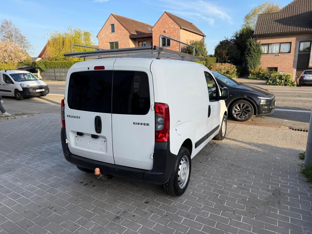 Peugeot Bipper 1.4 – 2010 – Essence – Utilitaire, Achat, Entreprise, Boîte manuelle, Essence