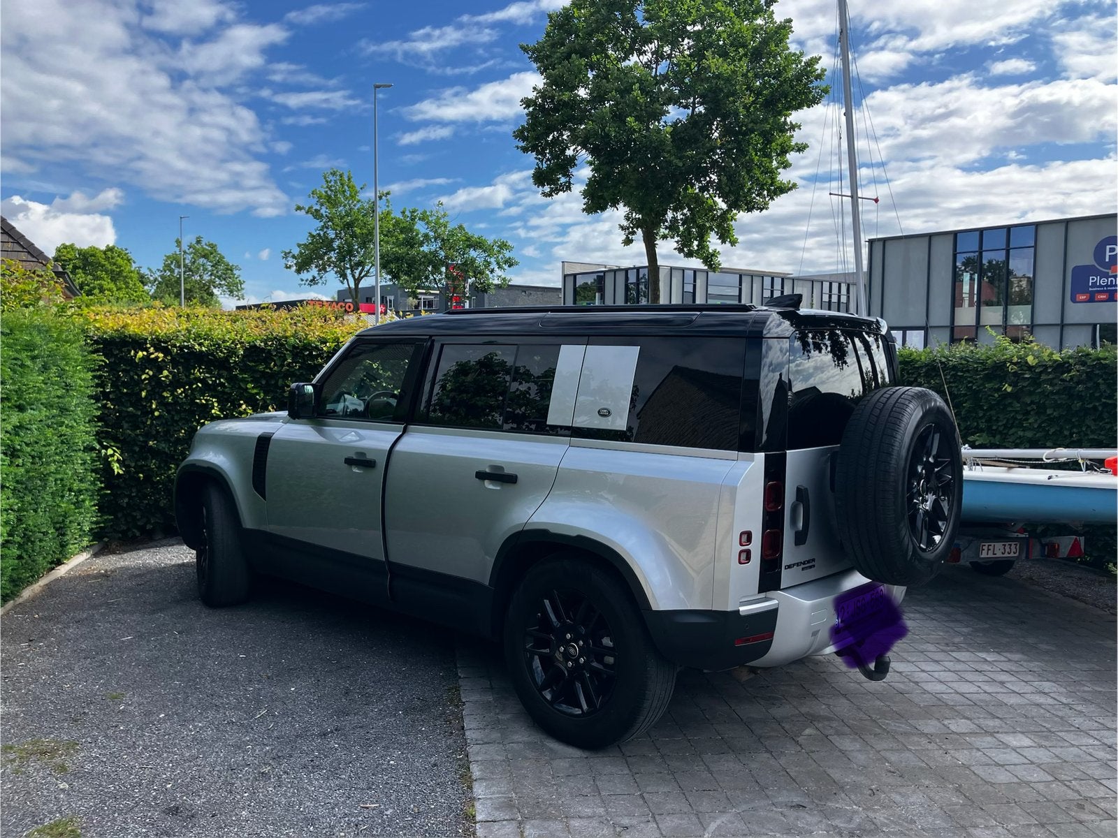 Defender 240D - zeer goede staat, Auto's, Land Rover, Automaat, Euro 6, 4 cilinders, Leder en Stof
