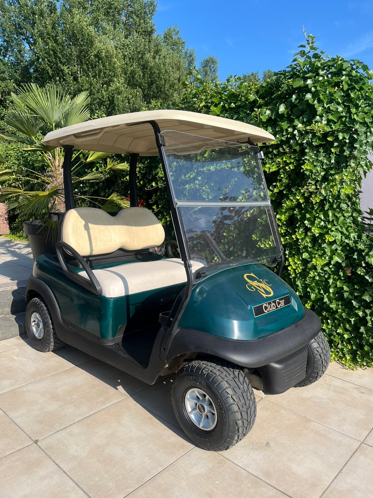Electrische golfkar clubcar in nieuwstaat nieuwe batterijen, Ophalen, Zo goed als nieuw, Golfkar