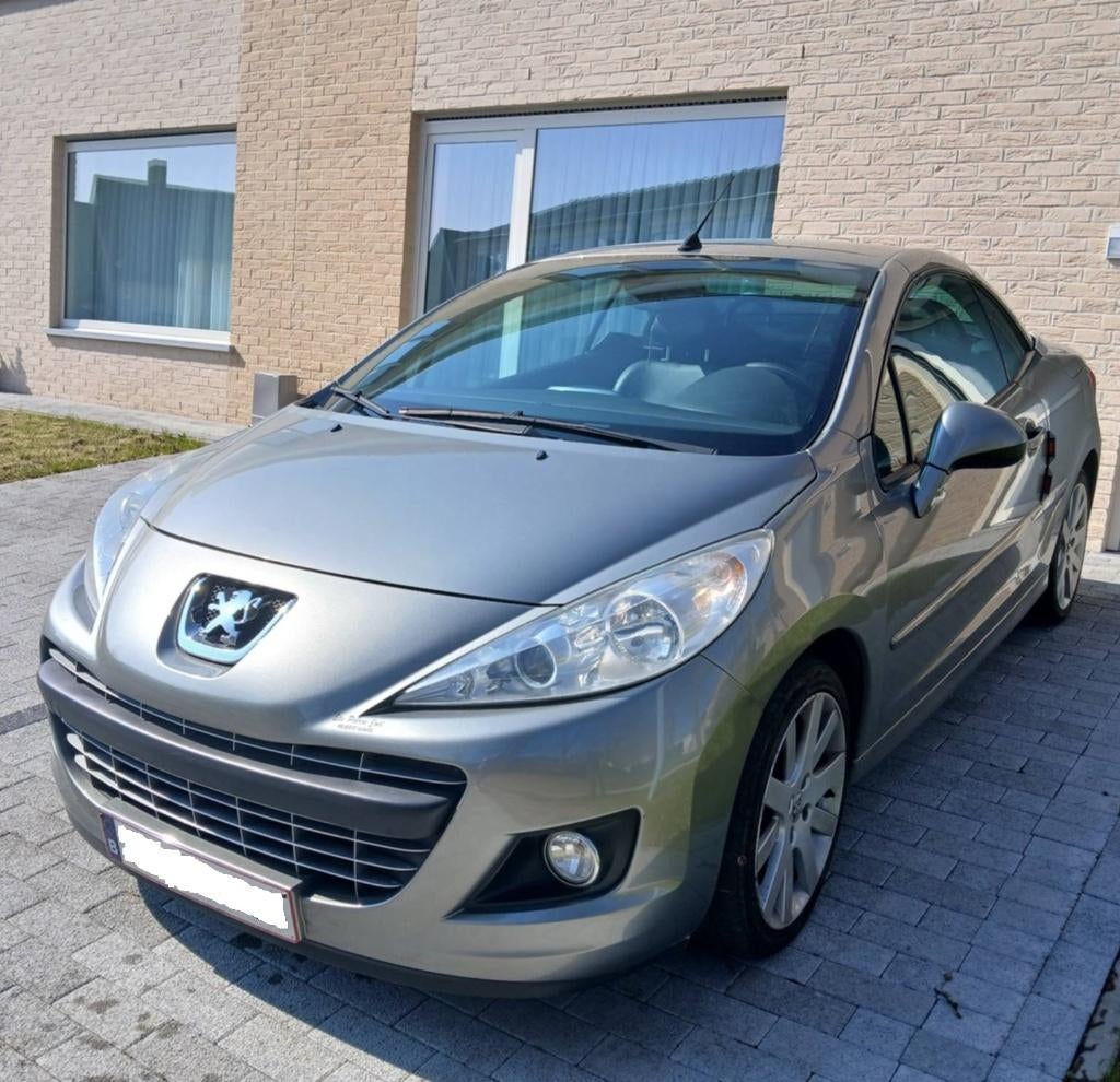 Peugeot 207 cabrio HDI Diesel, Auto's, Peugeot, 4 zetels, Parkeersensor, Zwart, Overige kleuren