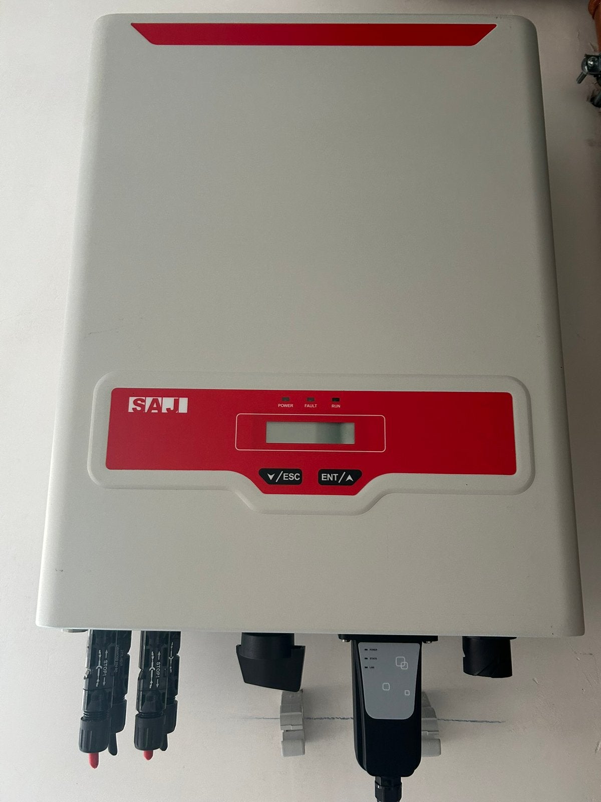 SAJ Sununo Plus 4K-M omvormer zonnepanelen – 4 kW, Bricolage & Construction, Enlèvement, Utilisé