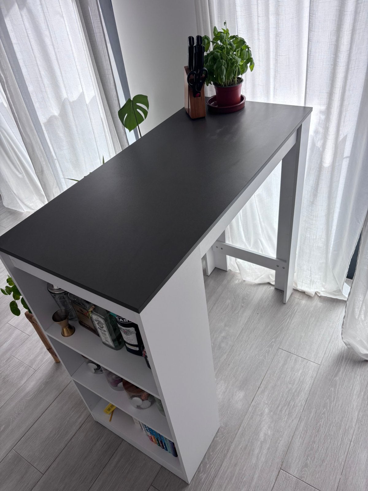 Bartafel met schap, Ophalen, Zo goed als nieuw