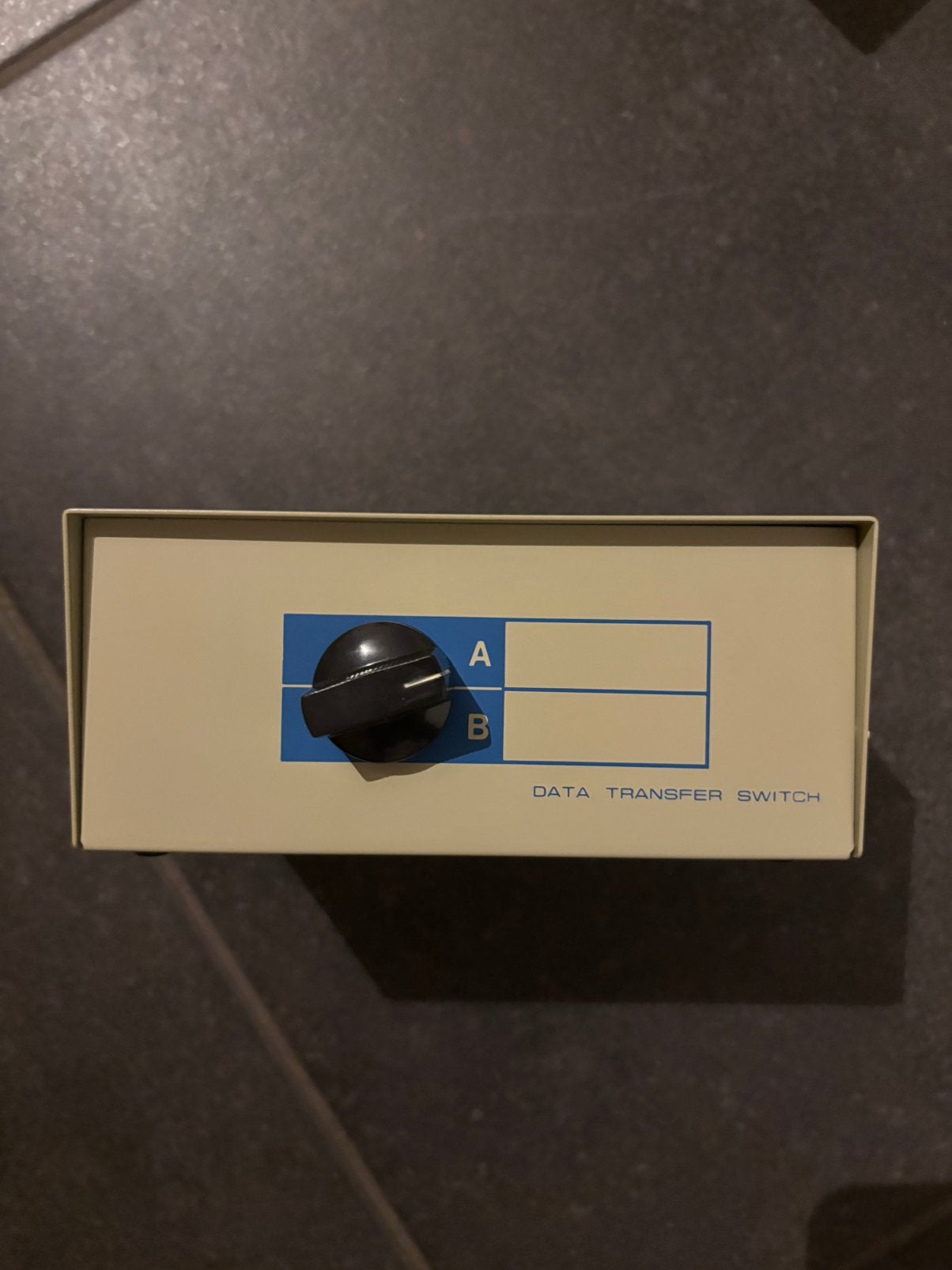 DB 25 A/B Data switch, Computers en Software, Ophalen of Verzenden, Nieuw