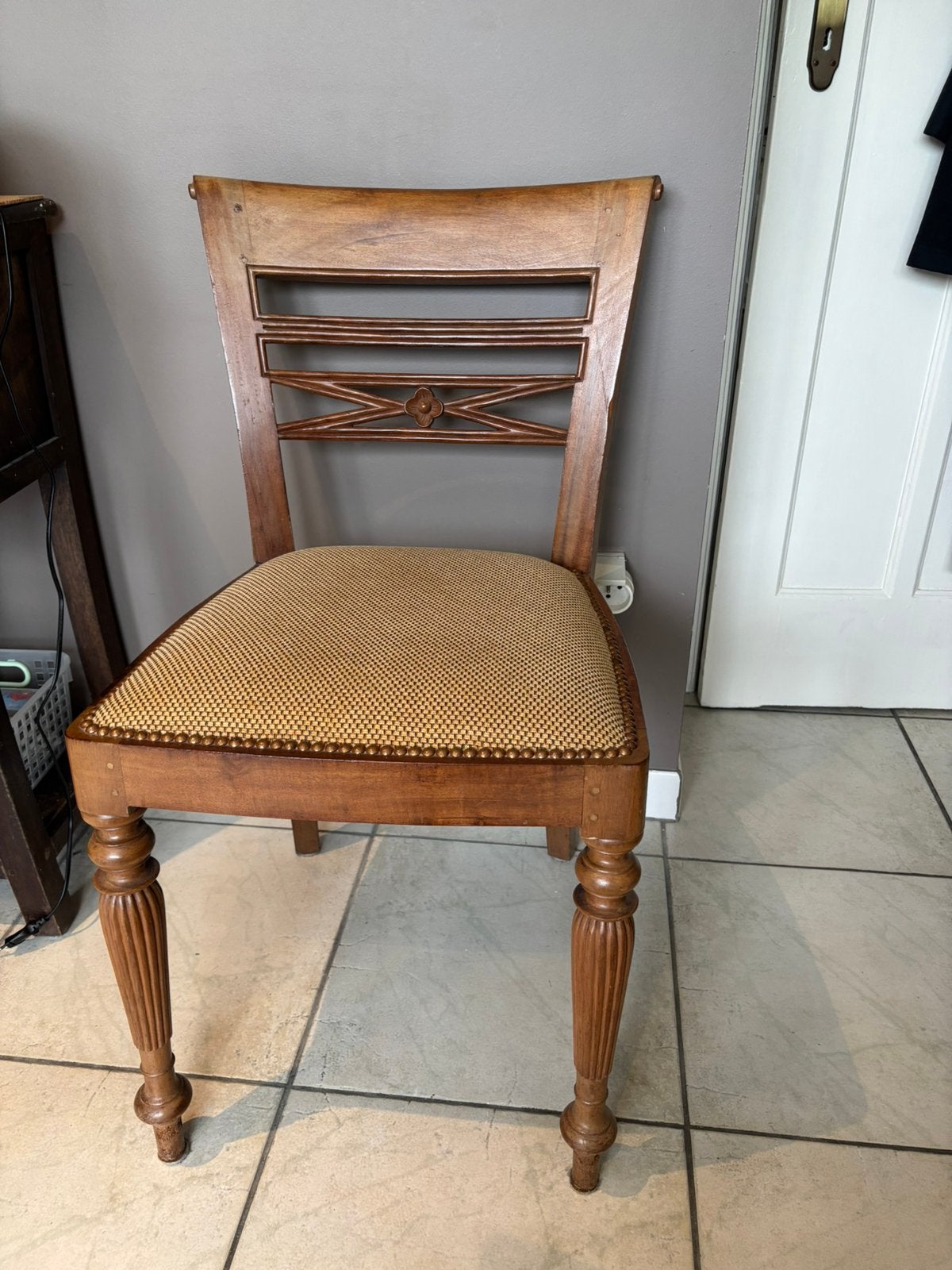 4 mooie stoelen bruin hout, Huis en Inrichting, Stoelen, Ophalen, Bruin, Hout