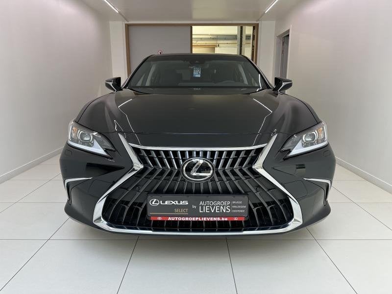Lexus ES 300h 2.5 HYB EXPLORE, 4 deurs, 161 kW, 2487 cc, Zwart