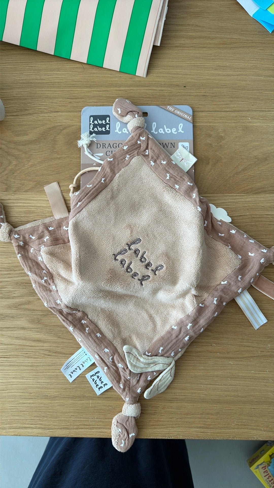 Nieuw knuffeldoekje label label, Bruin, Ophalen of Verzenden, Nieuw