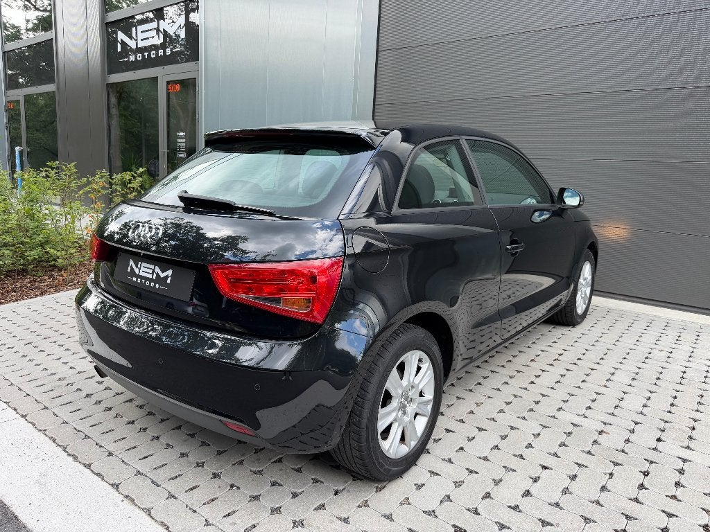 Audi A1 1.2 TFSI Ambition,GARANTIE,AIRCO,CRUISE,PDC,BT, Autos, 1197 cm³, A1, 63 kW, Entreprise