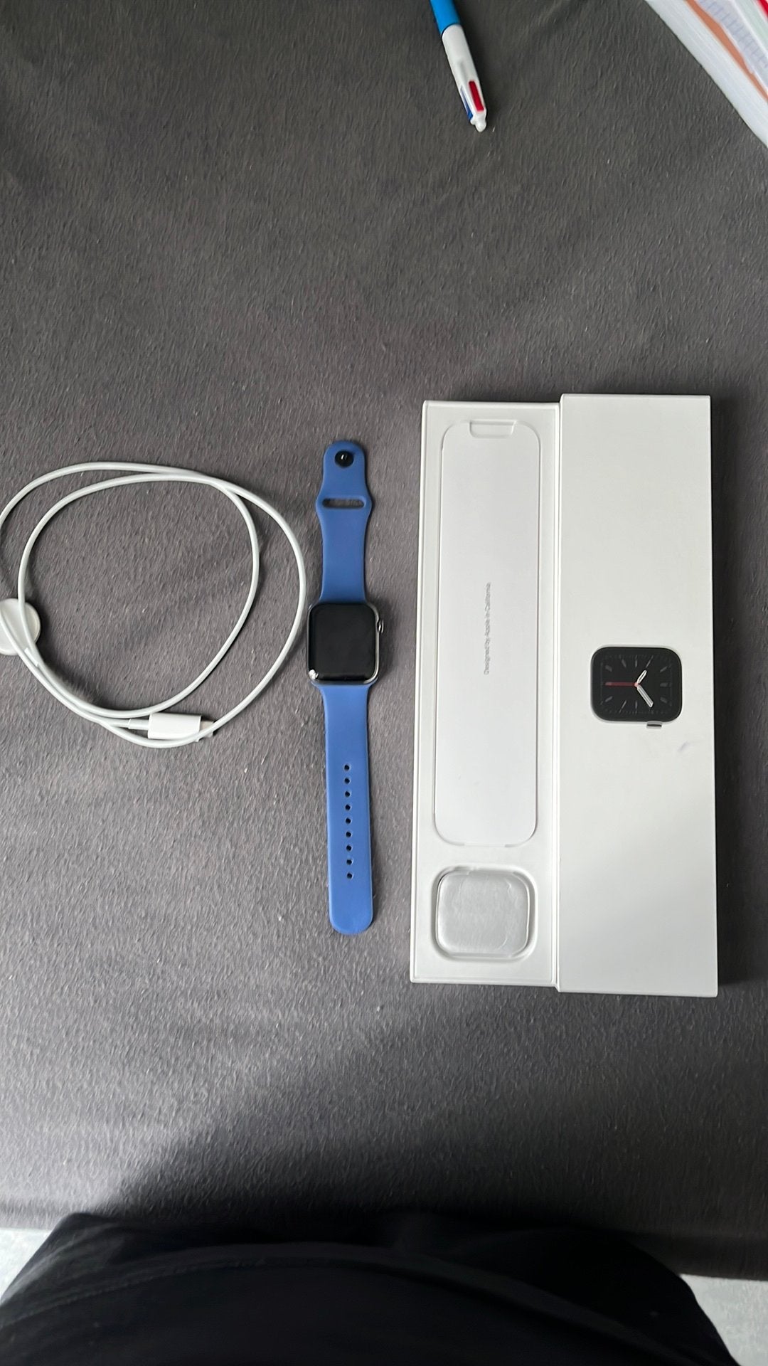 Apple watch series 6, Bijoux, Sacs & Beauté, Étanche, Gris, Enlèvement ou Envoi, IOS