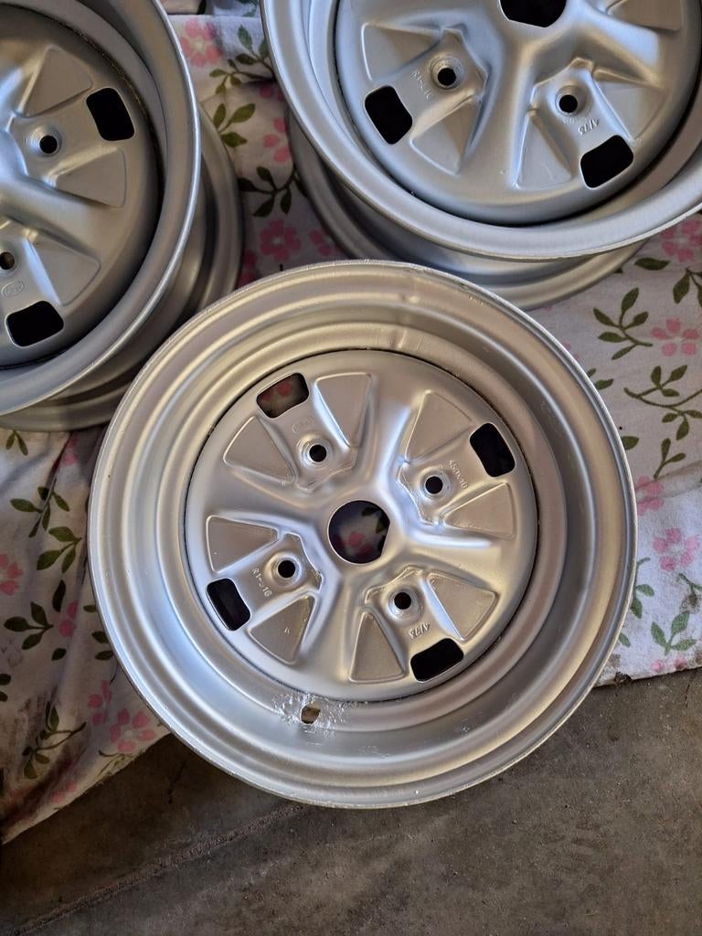 5 jantes MINI 4,5 x 10, Enlèvement