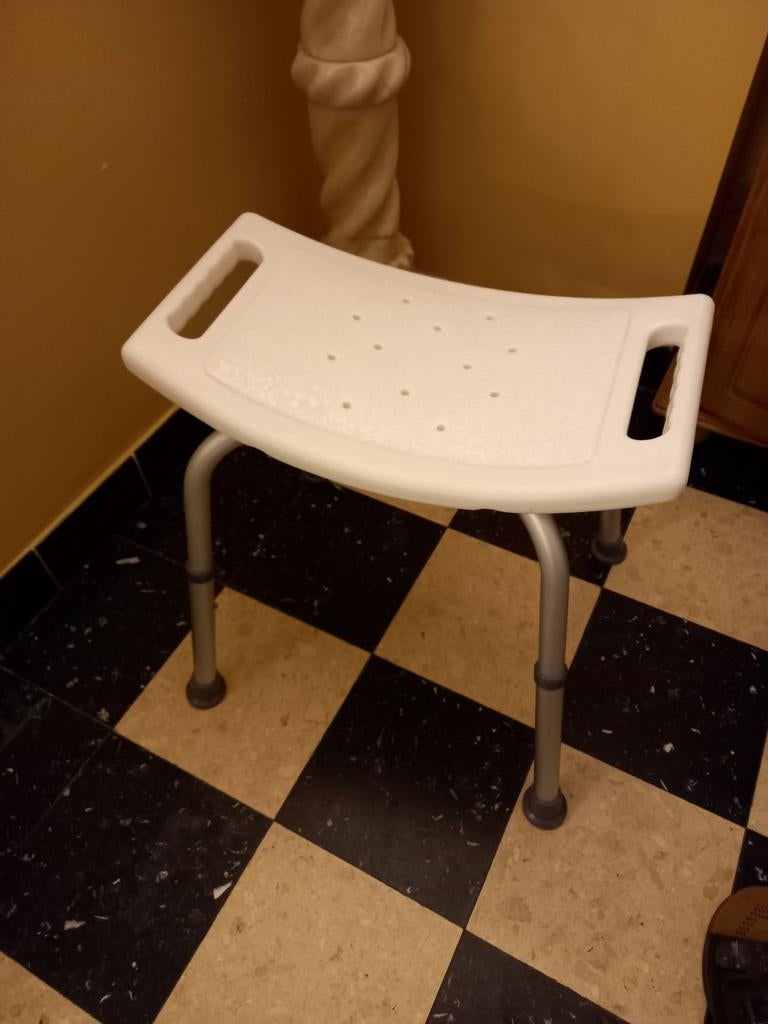 chaise de salle de bain pour invalide, Divers, Matériel Infirmier