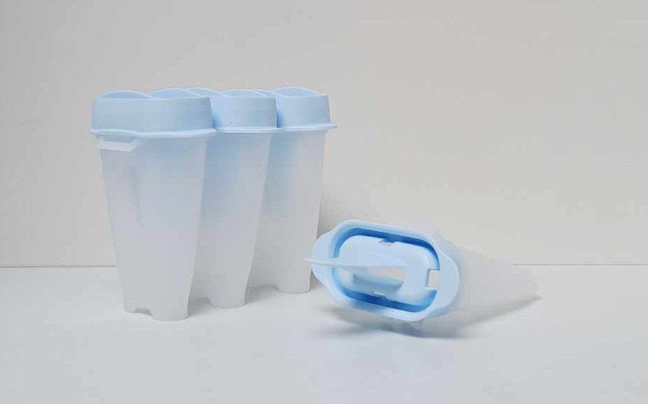 Tupperware™ « LollyTupp's » Glace - x 4 - wit en blauw, Huis en Inrichting, Verzenden, Nieuw, Blauw, Bus of Trommel