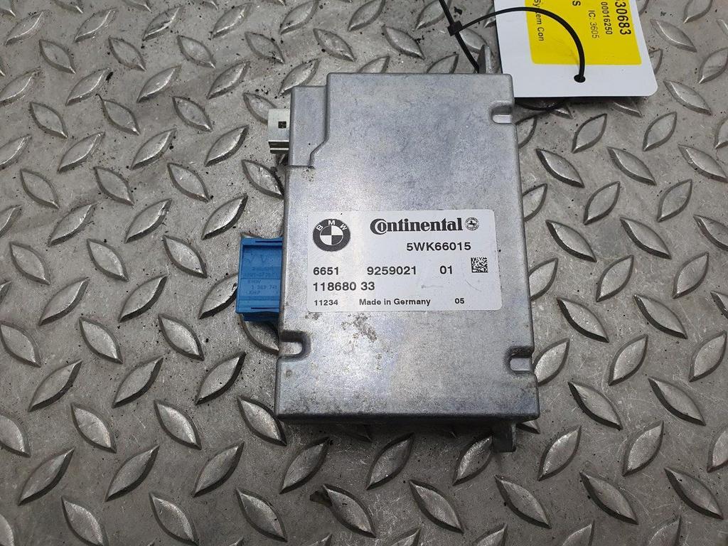 BMW 5 SERIES 535xd High Executive  COMPUTER ECU 2011, Auto-onderdelen, Ophalen of Verzenden, Gebruikt, Stiba lid