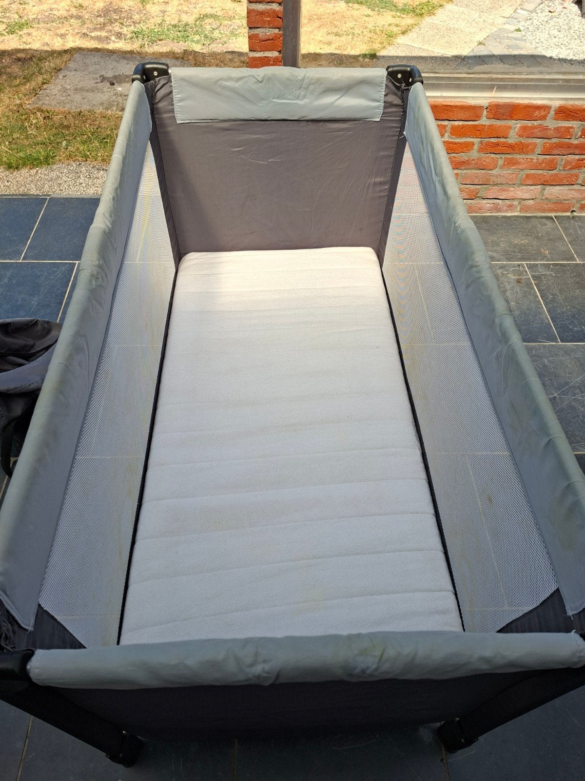Reisbedje met matras, Ophalen