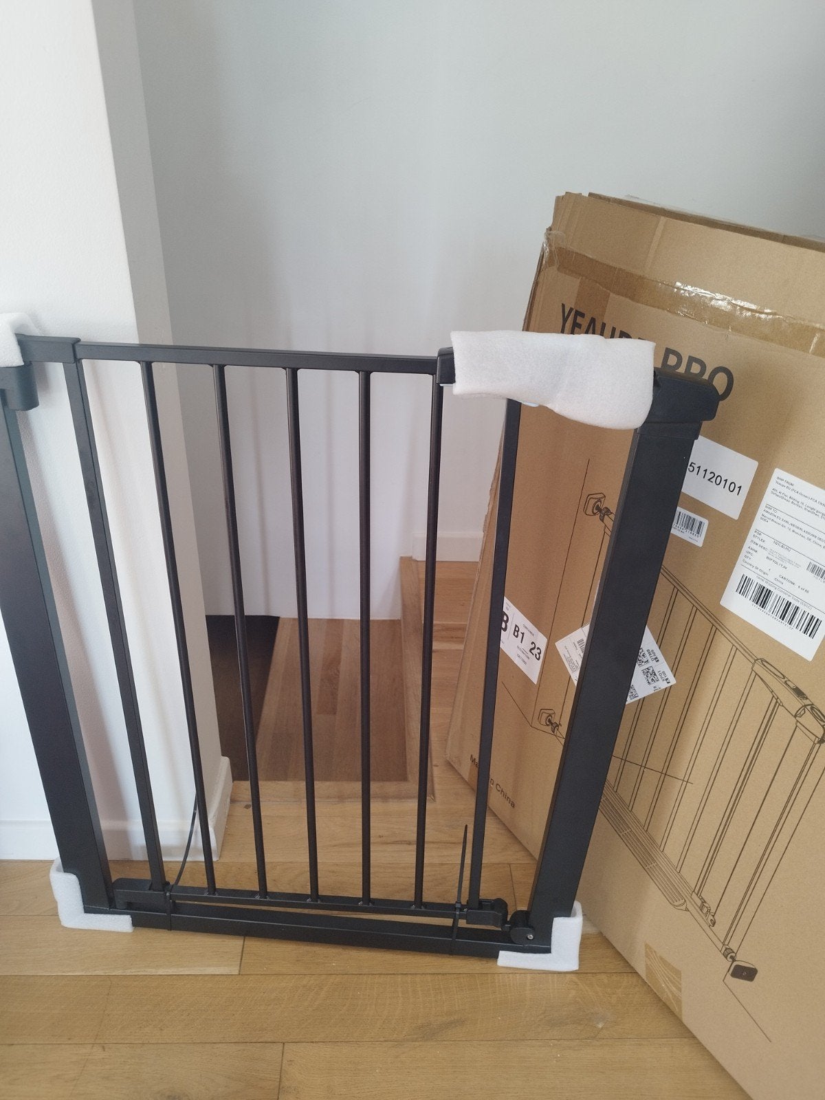 Barrière de sécurité enfant YEAUPE PRO – Excellent état, Enfants & Bébés, Enlèvement, Barrière de sécurité