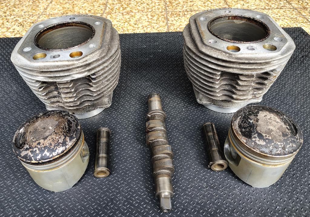 BMW R80 Monolever Cilinders, zuigers en nokkenas., Motoren, Ophalen of Verzenden, Gebruikt