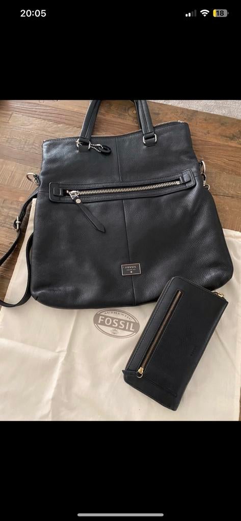 Sac et porte feuille Fossil, Enlèvement, Comme neuf
