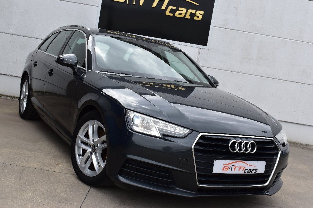 Audi A4 Avant 2.0TDi || 3-zone clima || PDC, Auto's, Voorwielaandrijving, Stof, 4 cilinders, Navigatiesysteem