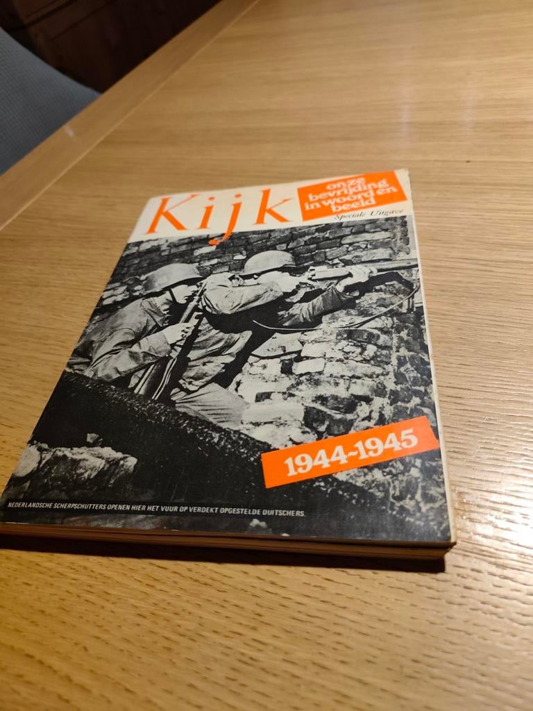 KIJK, Onze bevrijding in woord en beeld. 1944-1945, Enlèvement ou Envoi