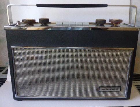 Socora draagbare radio, Ophalen of Verzenden, Gebruikt, Transistorradio