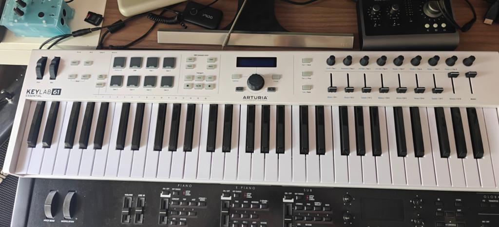 Arturia keylab essential mk2, Muziek en Instrumenten, Midi-apparatuur, Ophalen