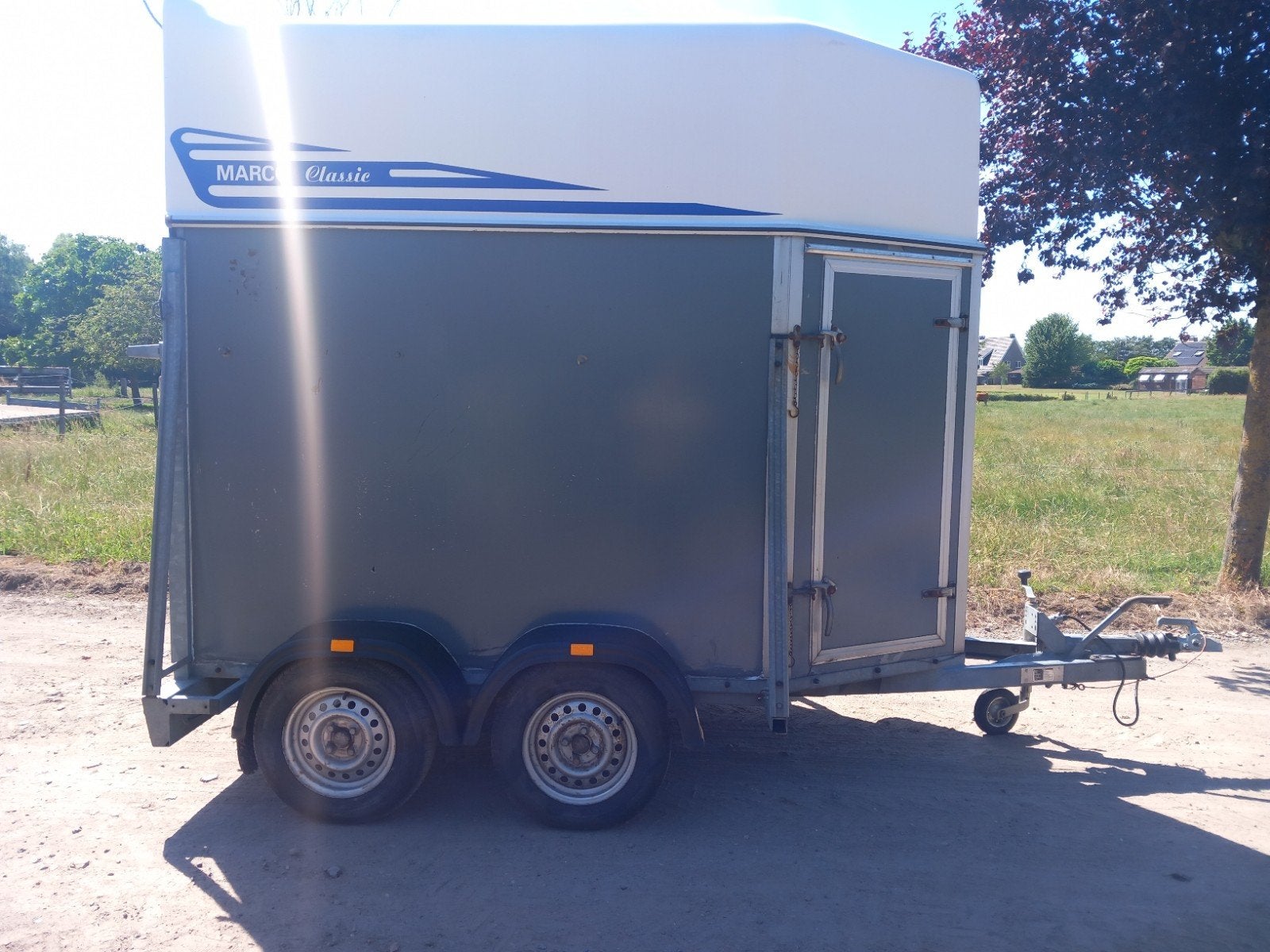 Paardentrailer, Ophalen, Gebruikt, Hout, 1½-paards trailer