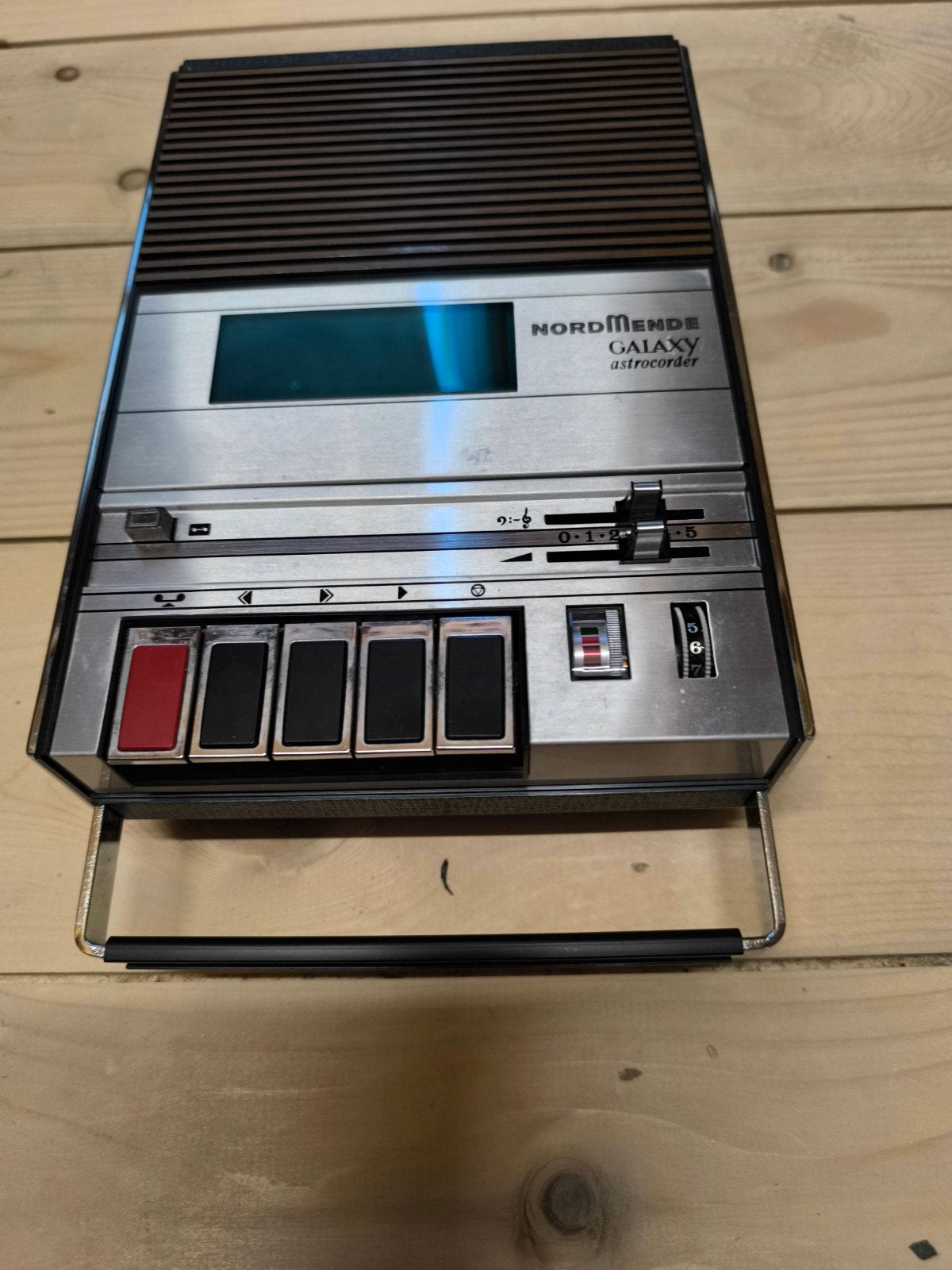 Cassetterecorder, Ophalen