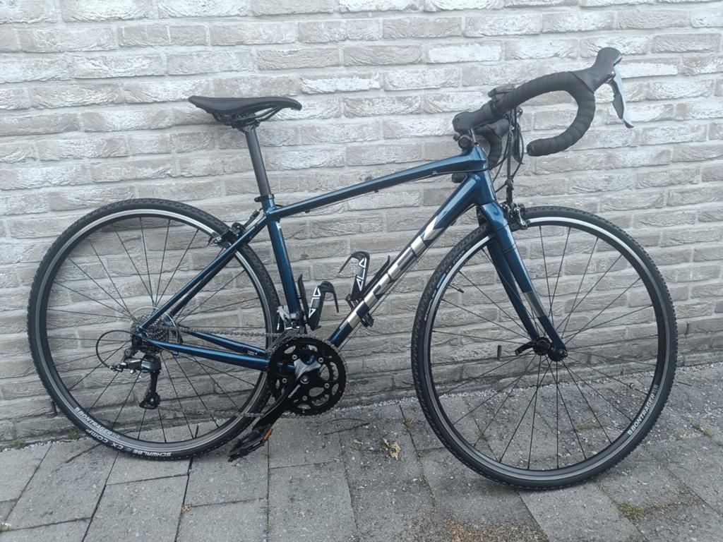 Trek Domane 2, Vélos & Vélomoteurs, Vélos | Vélos de course, Enlèvement, Aluminium