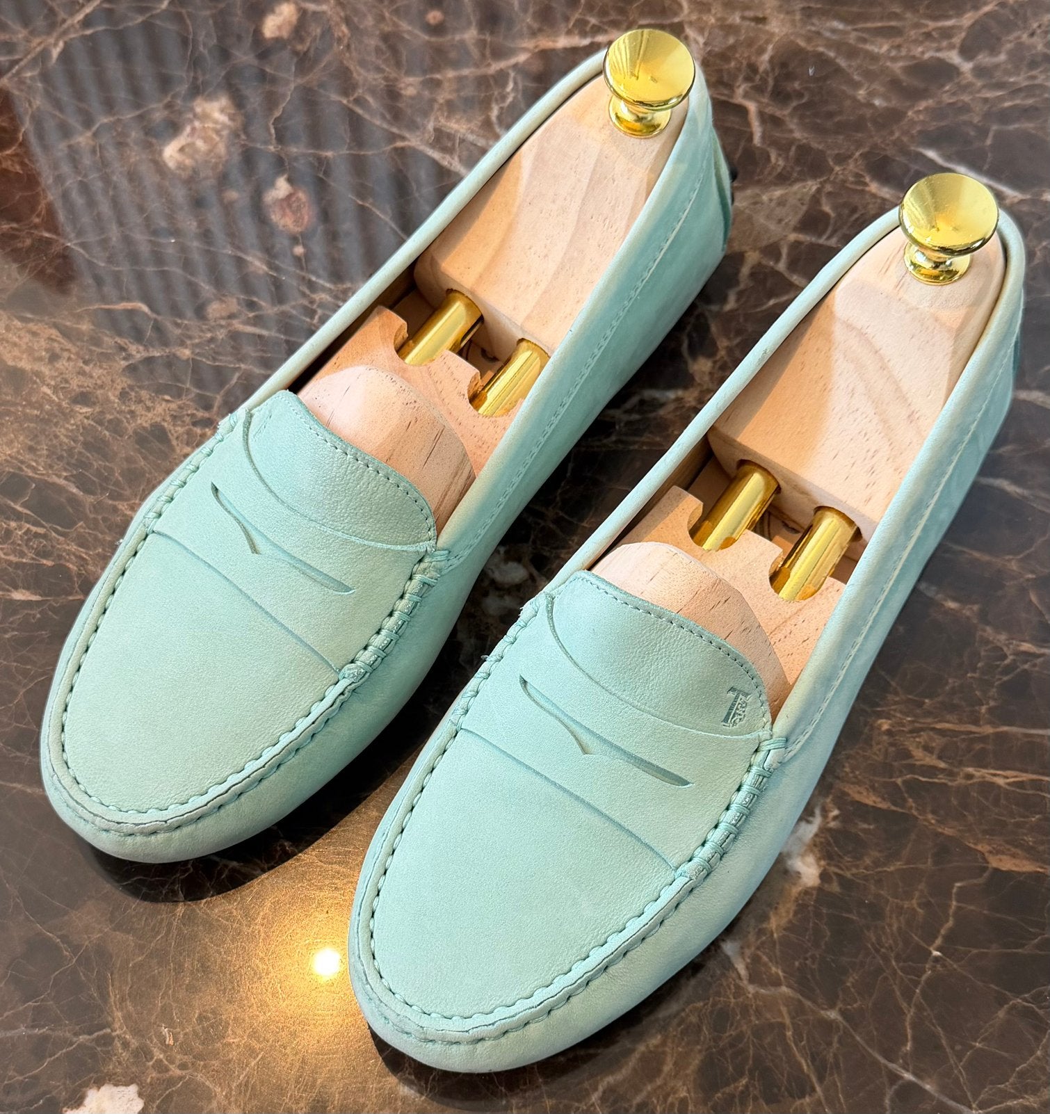 Tod's Gommino Loafers en cuir vert taille 36, Enlèvement ou Envoi, Comme neuf, Vert, Sabots