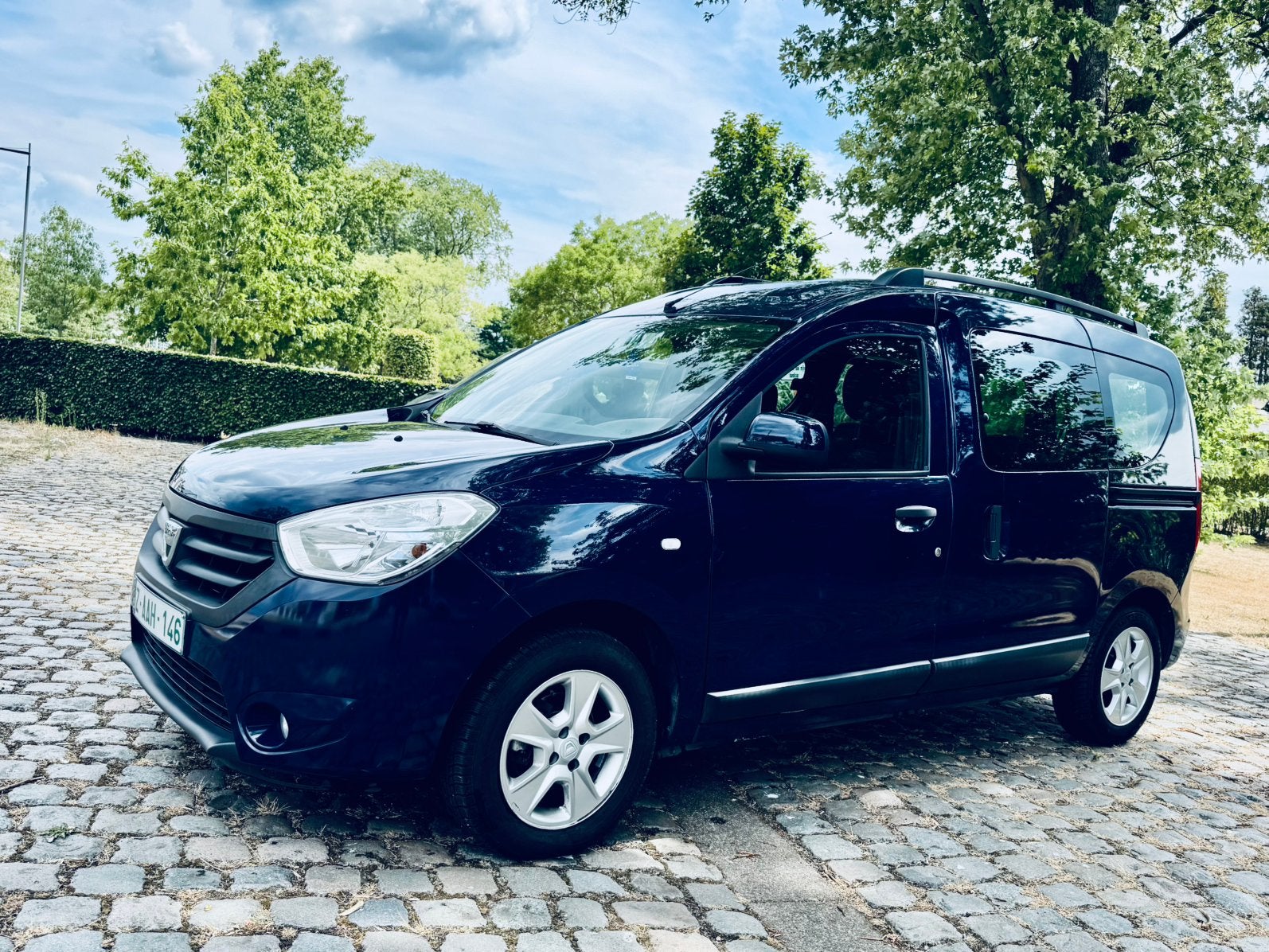 Dacia Dokker 5pl 1.6 benzine * 1ste eigenaar * 127.000 km, Auto's, 75 kW, Euro 6, 4 cilinders, Blauw