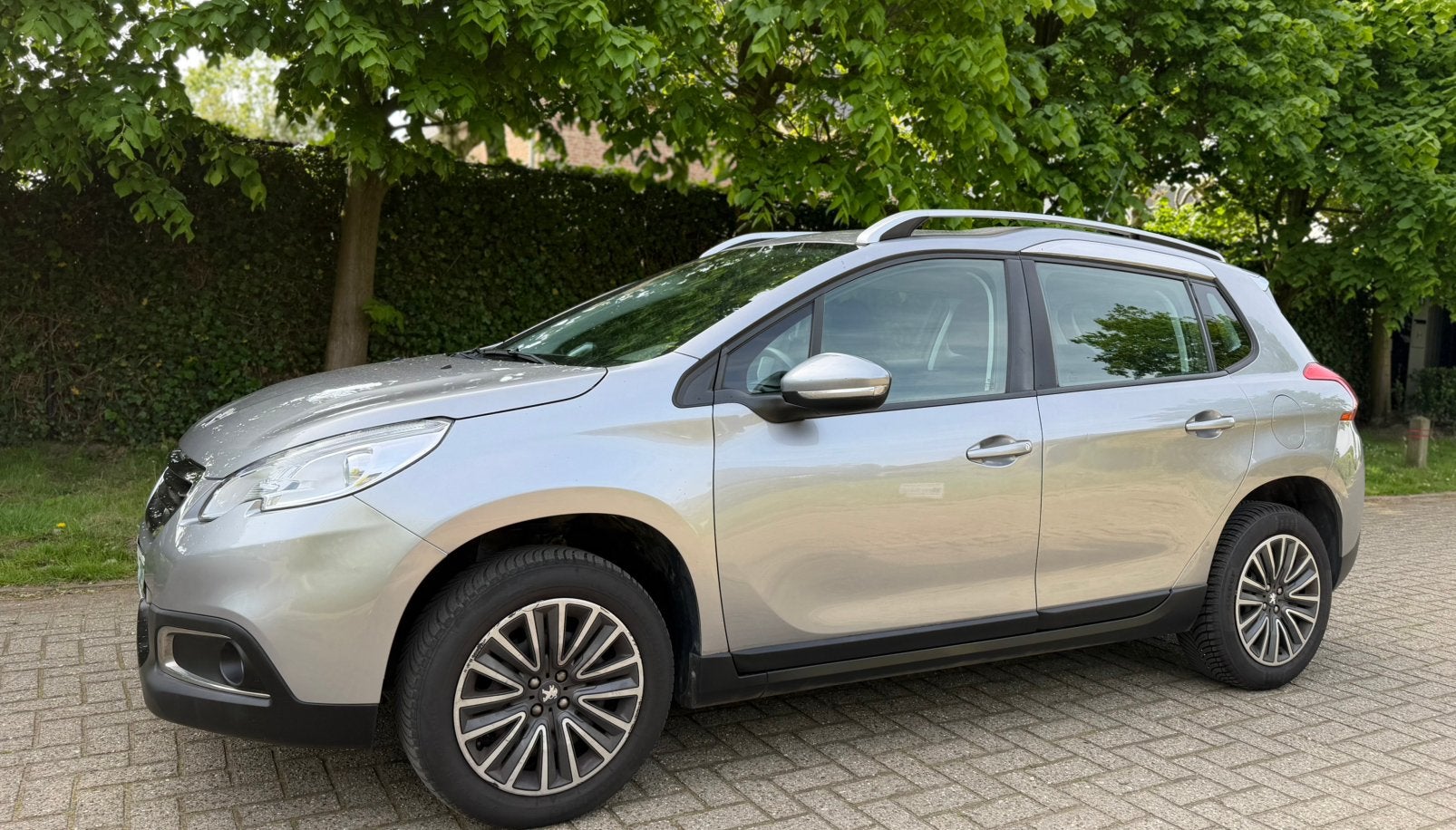 Peugeot 2008, 1.2 Benzine Euro5B *Blanco Gekeurd Vvk, Auto's, Euro 5, Bedrijf, Handgeschakeld, 5 deurs