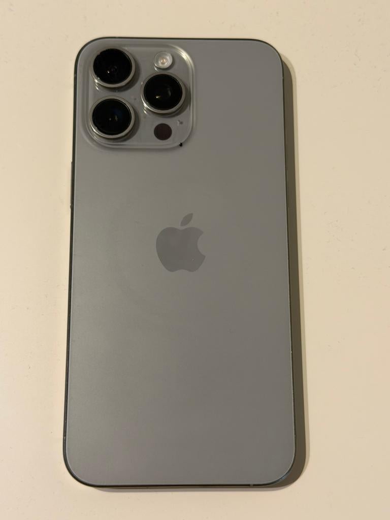 Iphone 15 pro max 256GB, Gris, IPhone 15 Pro Max, Utilisé, Sans abonnement