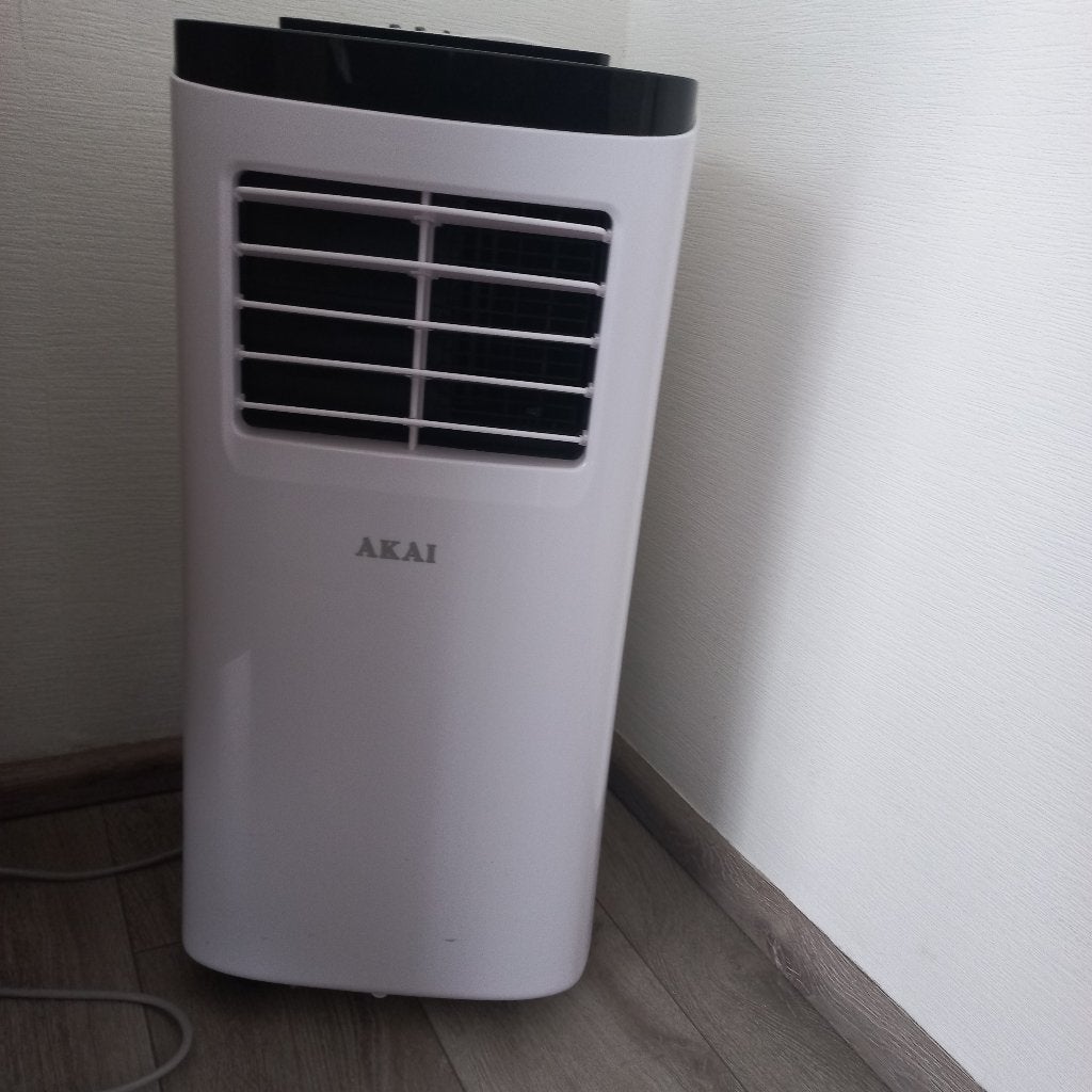 Mobiele Airco (Akai), 60 à 100 m³, Refroidissement et Déshumidification, Comme neuf, Enlèvement