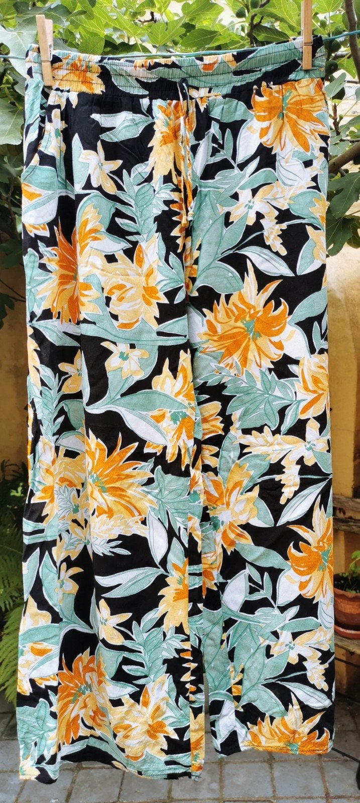 Wijde losse broek in groen, oker en zwart. Universele maat., Ophalen of Verzenden