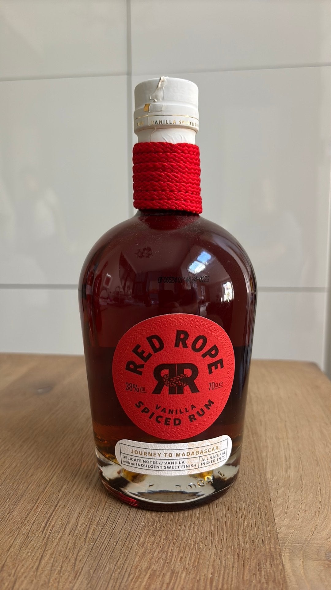 Nieuwe fles Red Rope Vanilla Spiced Rum 70 cl, Verzamelen, Wijnen, Ophalen, Overige gebieden, Overige typen, Nieuw