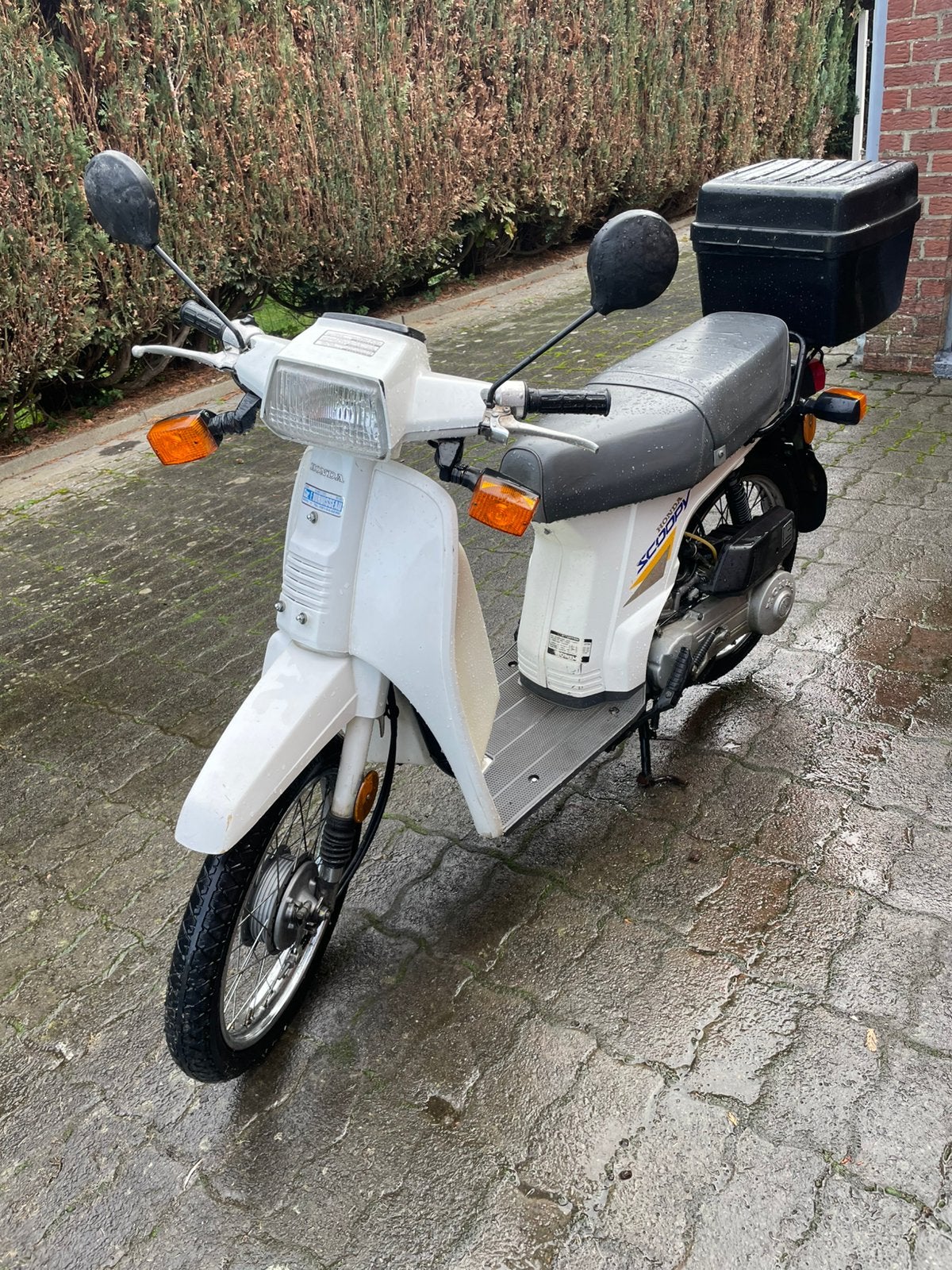 Honda scoopy 50 SH wit, Fietsen en Brommers, Ophalen, Gebruikt, Overige modellen, 0 versnellingen