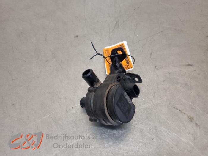 Pompe à eau supplémentaire d'un Mercedes Vito, 3 mois de garantie, Utilisé, -, -