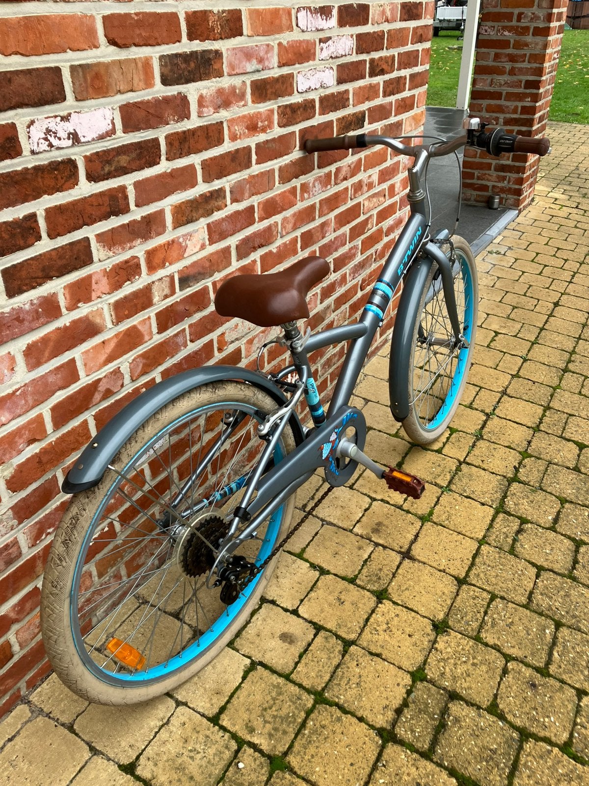 Kinderfiets 24” b twin, Ophalen, Zo goed als nieuw, Versnellingen