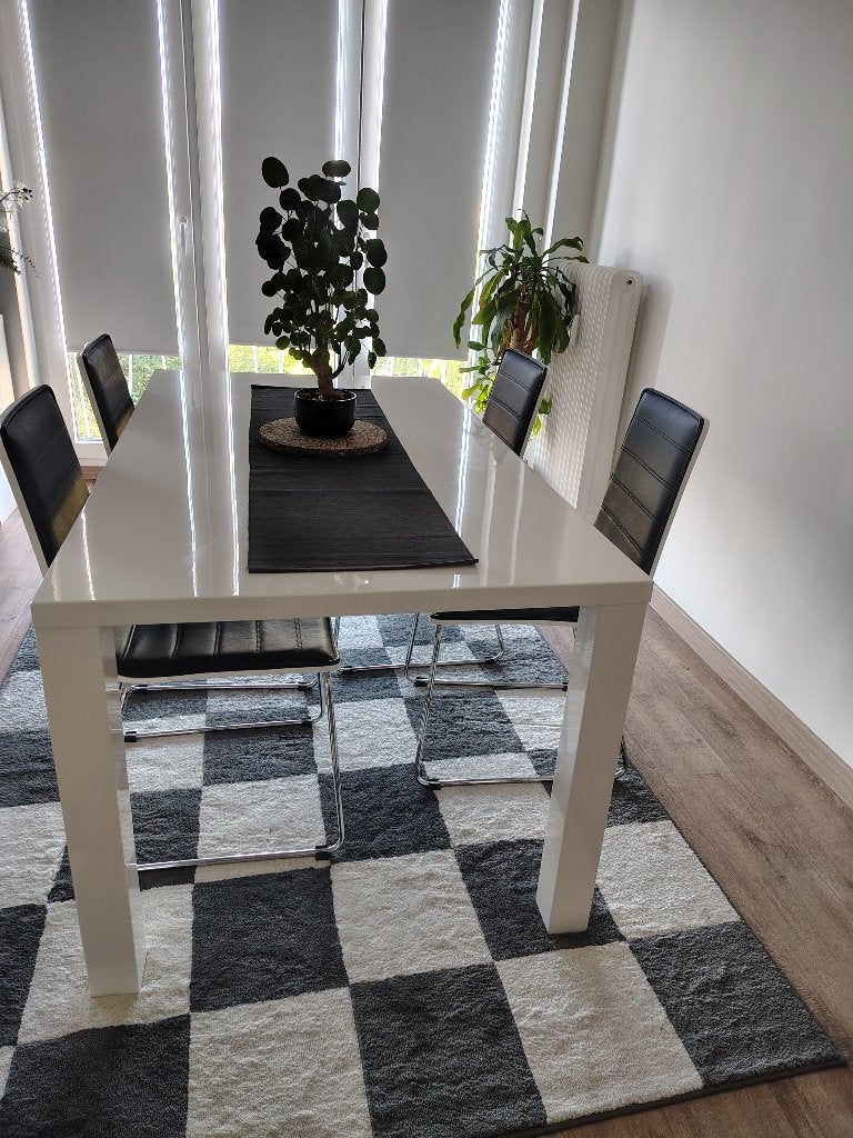Table à manger complète 90x160 cm avec 4 chaises, Enlèvement, Utilisé, 4 à 6 chaises