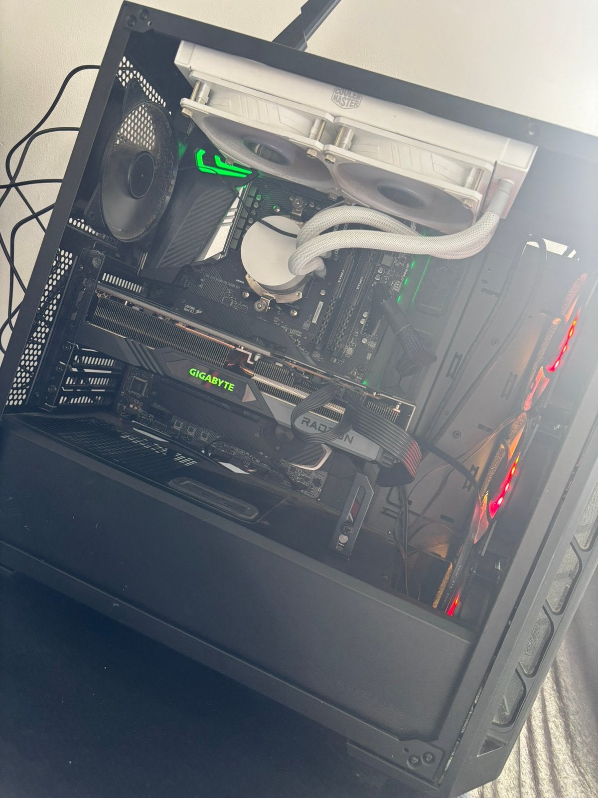 Hoogwaardige gaming-pc — Ryzen 7 5800X/RX 7800 XT, Ophalen, 5 TB, Zo goed als nieuw, AMD Ryzen 7