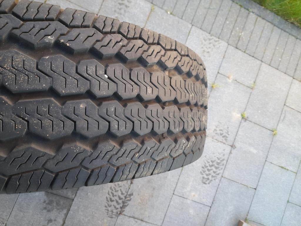 Saison 225/75 R16 de Continental Vancouver, Autos : Pièces & Accessoires, Pneus & Jantes, Enlèvement, Pneu(s)